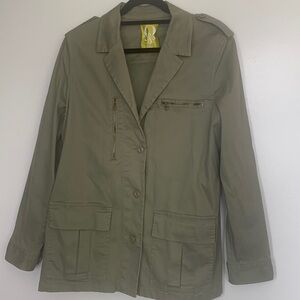 Qmack army green jacket size XL
